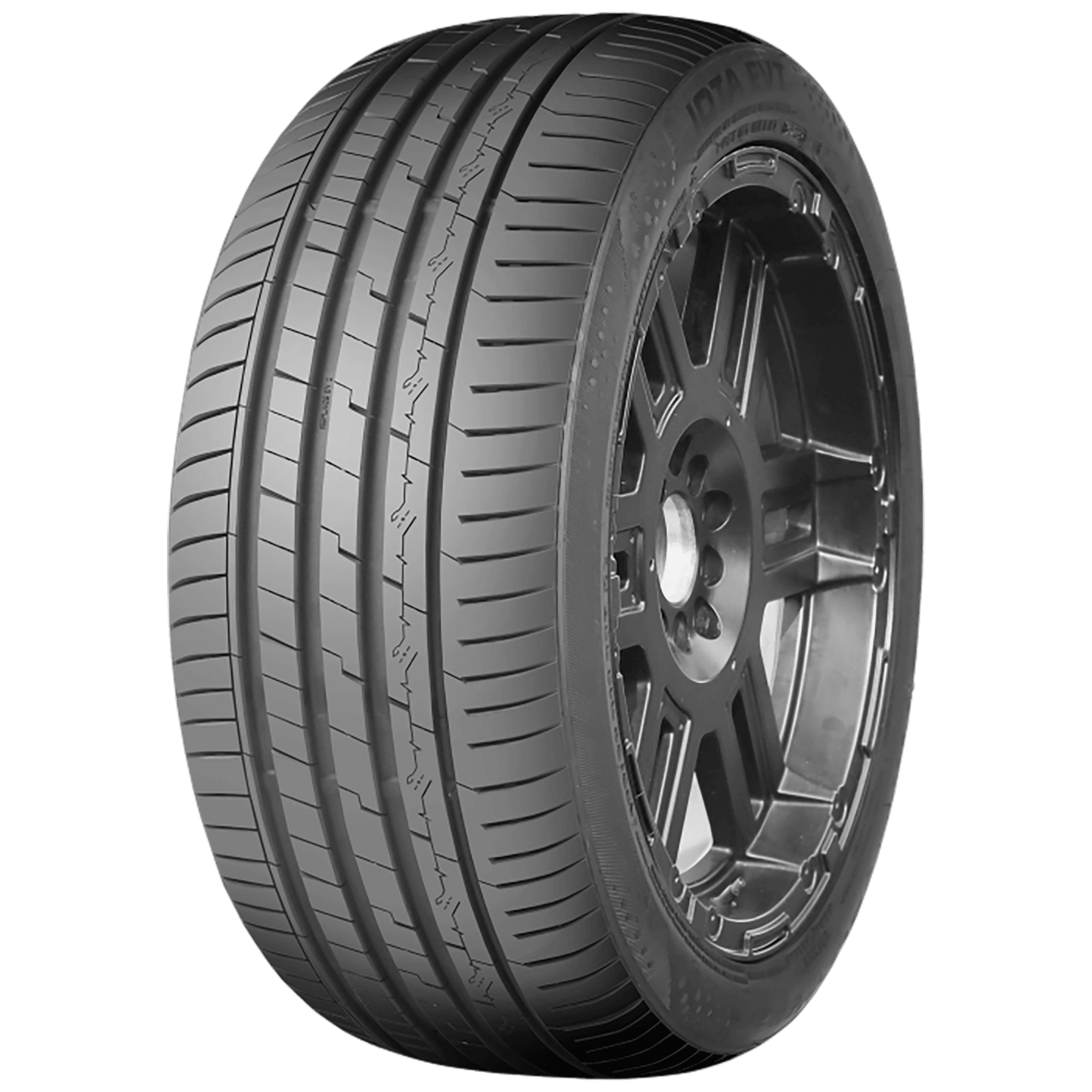 Accelera Iota EVT 225/50R18
