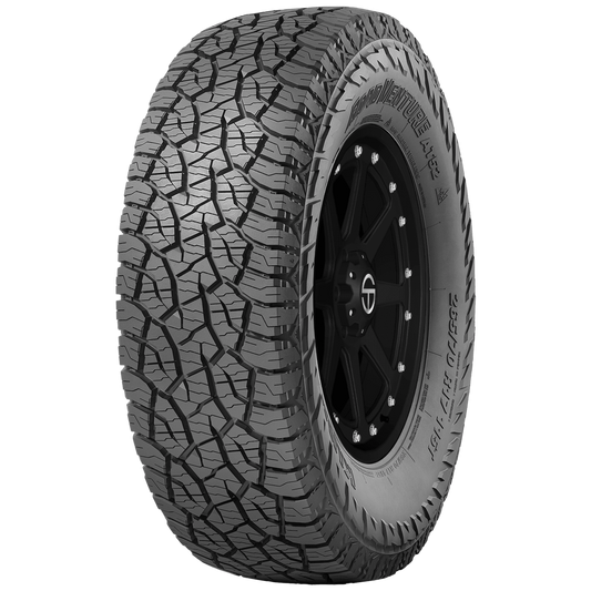 Kumho Road Venture AT52 265/70R18